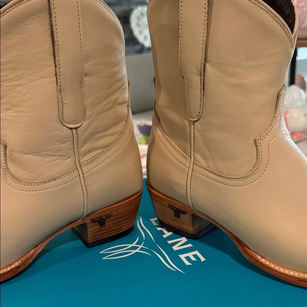 Women’s Beige Western Ankle Boots - Brand - Picture 10 of 10